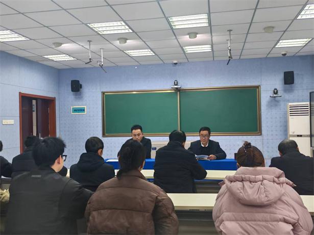 通用航空学院召开教风学风推进会  部署期末重点工作